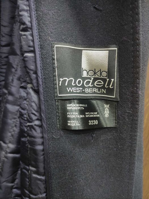 Женское шерстяное пальто. Германия