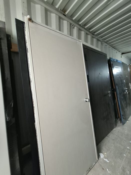 Двери металлические б/у и новые