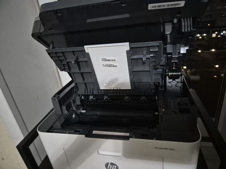 Принтер HP Laser MFP 135wr