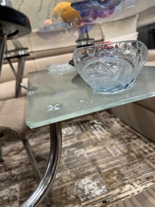 Стъклена маса за хол,кухня стая