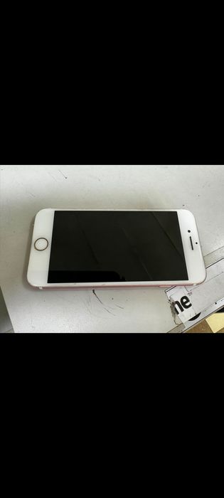 Продам 7 айфон 32 гб