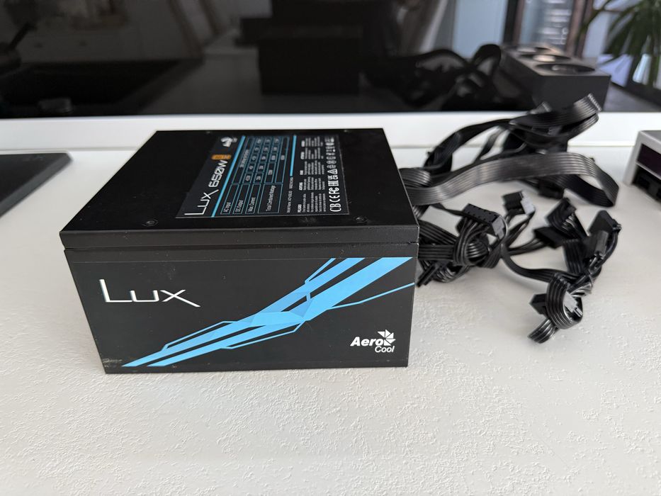 Sursa Aerocool Lux 650w