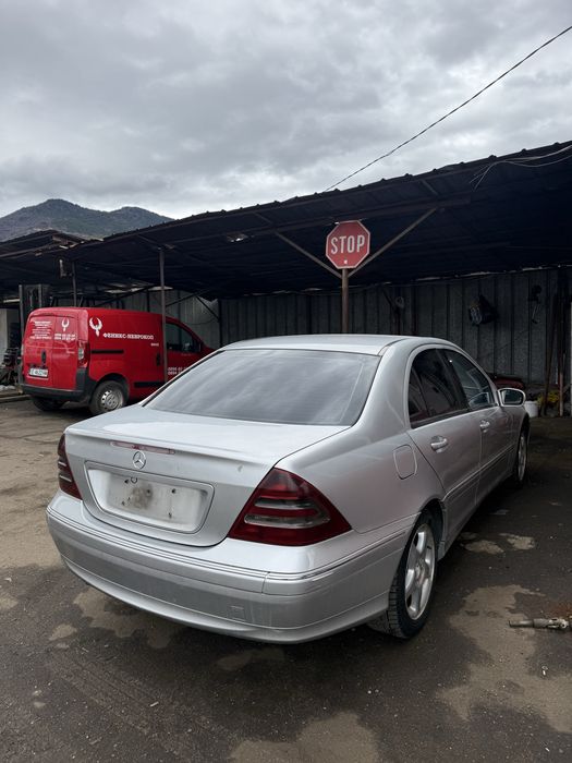 Мерцедес c220 w203 143кс НА ЧАСТИ