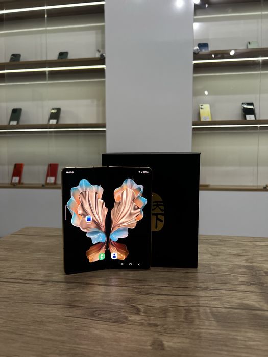 Samsung Galaxy Z Fold 4 (512gb)
