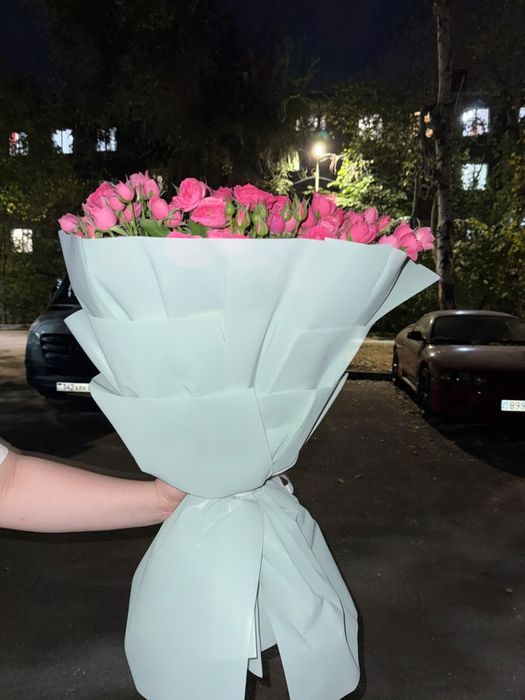 свежие цветы и  обьемный