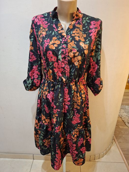 Красива рокля Shein в свежи цветове