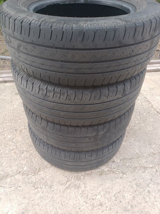 Anvelope vara  pt dube 215 65 R 16 C Goodyear,transport gratuit in Iasi .
