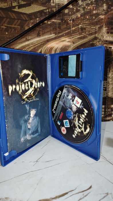 PlayStation 2  +2 джойстика