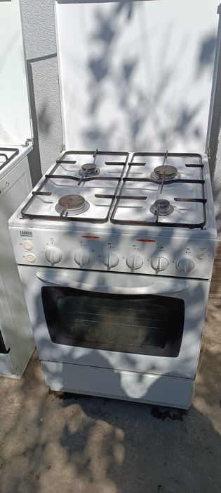 Mașini de spalat si aragaze