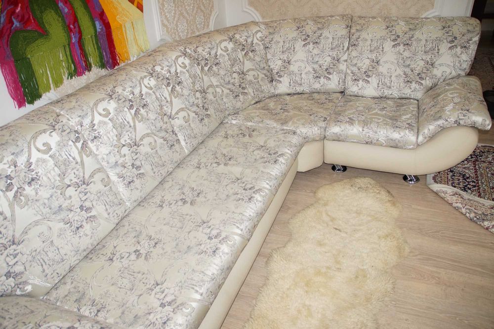 Продам два дивана в хорошие руки