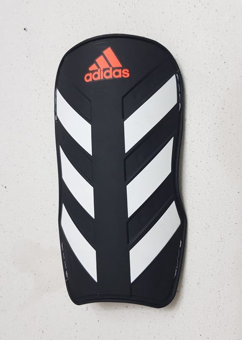 Aparatori fotbal ADIDAS, protectii tibie ubisex, marimea XS, S, M