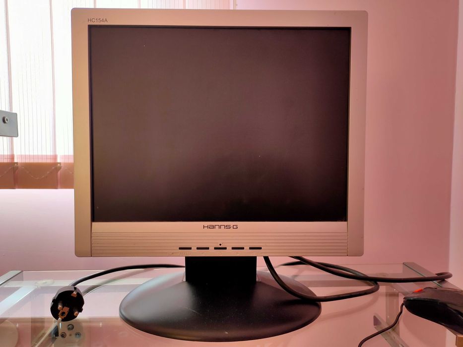 Монитор LCD работещ Hanns G