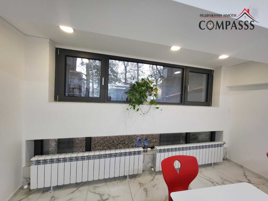 Продава се Офис в Добрич, Център - 124 кв.м за 1500 €/кв.м - Снимка #7