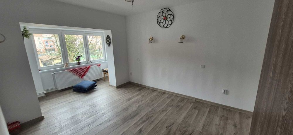 Apartament 2 camere de vanzare