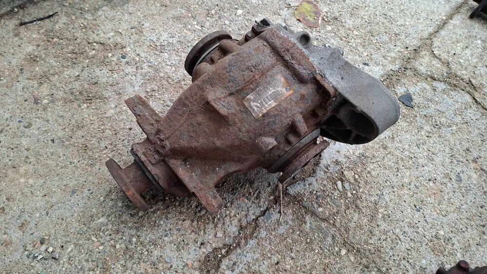 Части за BMW E90 325i N53B30, кардан, диференциал, NOX сензор,спирачки