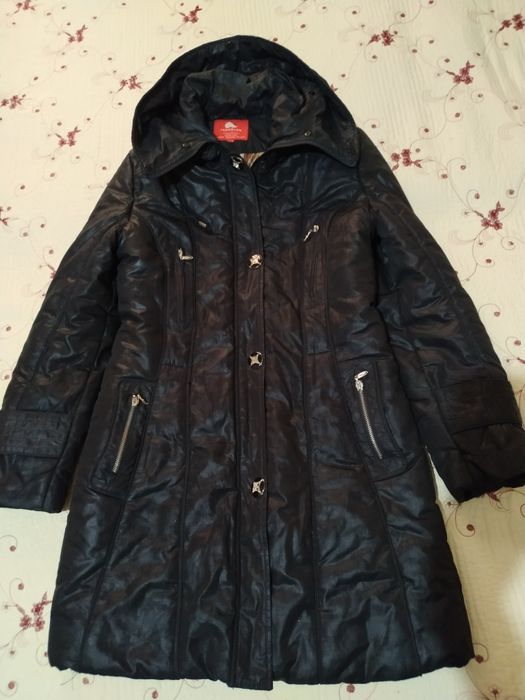 Куртка женская 48 размера