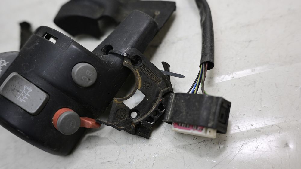 Bloc Comenzi Dreapta BMW R1200RT 2005 - 2009 K26