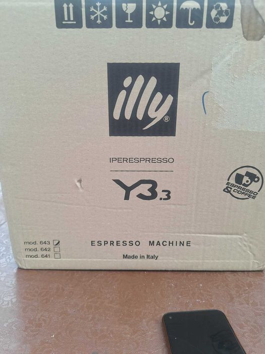 Кафе машина illy -  капсули