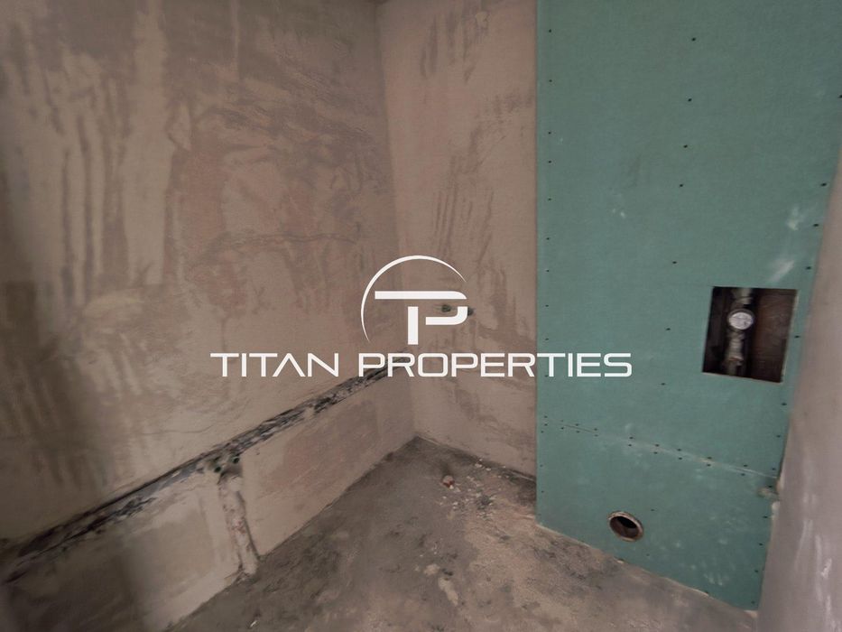 Продава се Двустаен апартамент в Пловдив, Гагарин - 70 кв.м за 1429 €/кв.м - Снимка #9