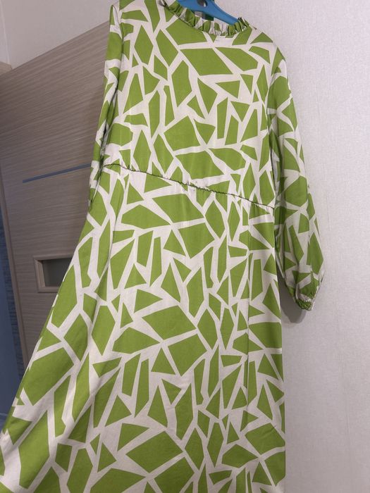 Әдемі ұзын көйлек