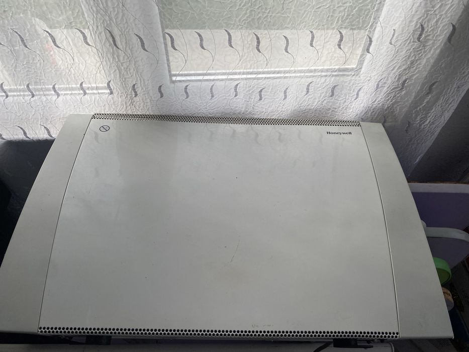 Конвертор за стена и земя