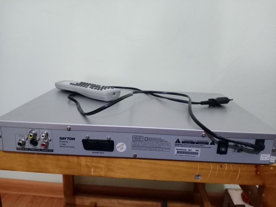 Видеомагнитафон DVD