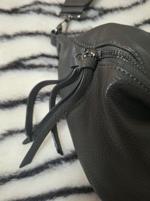 Geanta crossbody noua
