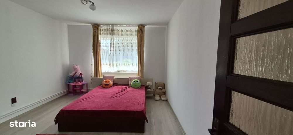 Casă + anexă gospodărească de vânzare – Gârdani, Maramureș
