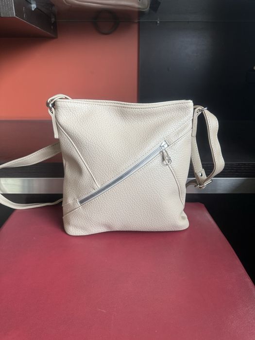 7€ ЗА БРОЙ! Намалени дамски чанти
