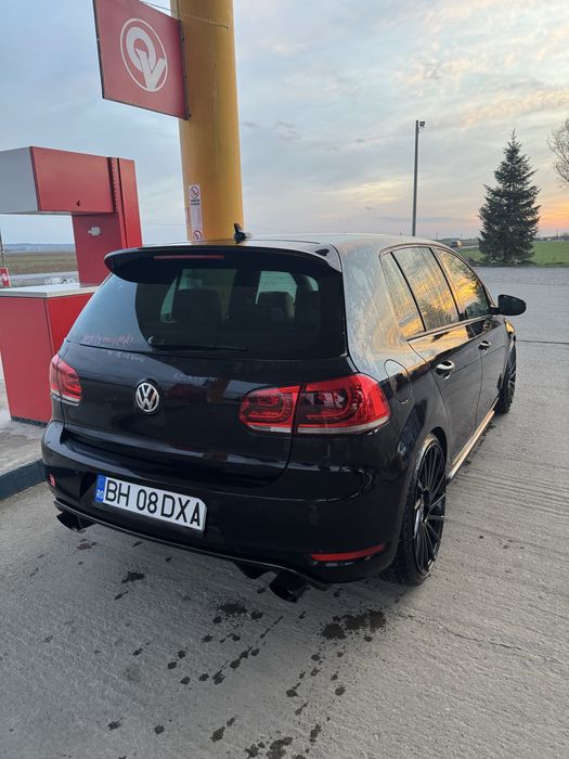 VOLKSWAGEN Golf 2011 — imagine 2