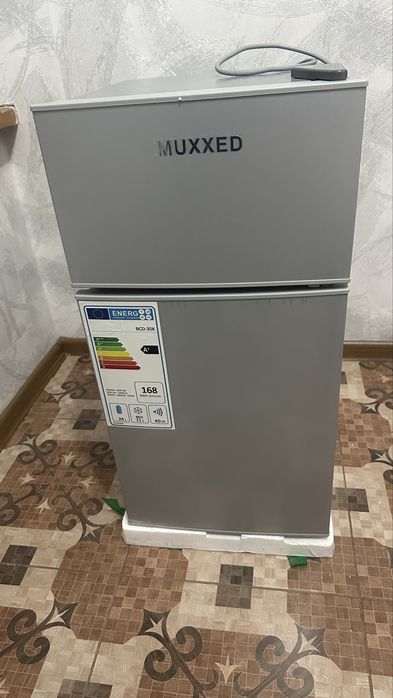 Офисный мини холодильник