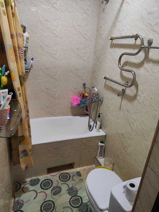 Срочно продаётся 4-х комнатная квартира Чиланзар октепа