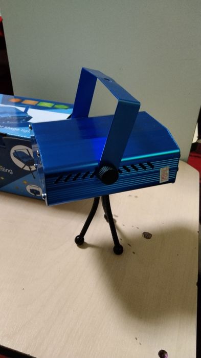 Продаётся Мини лазерная светомузыка. Model YL-09. Новая