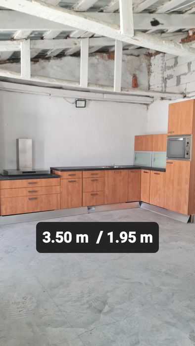 Mobila de lemn masiv cu electrocasnice incluse si blat nou