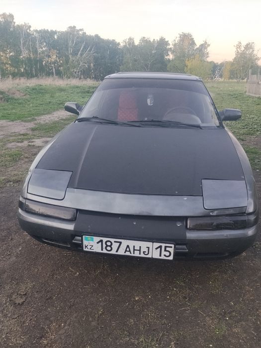 Продам Мазду 323,слепая