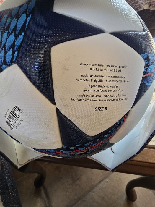 Mingea oficială Adidas Champions League Cardiff 2017 - Nouă/Box