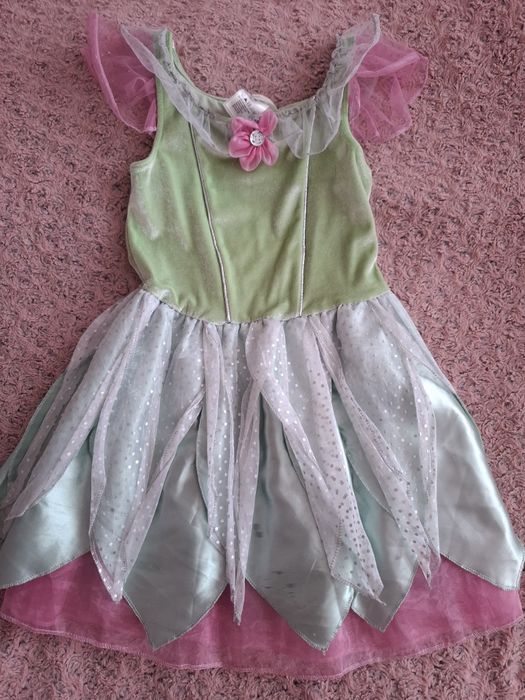 Карнавални рокли на принцеси