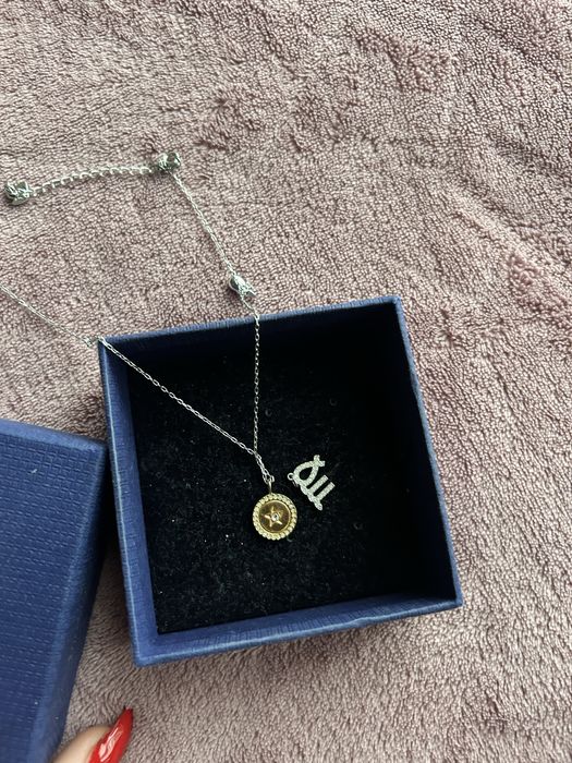 Колие Swarovski, Дева или Virgo