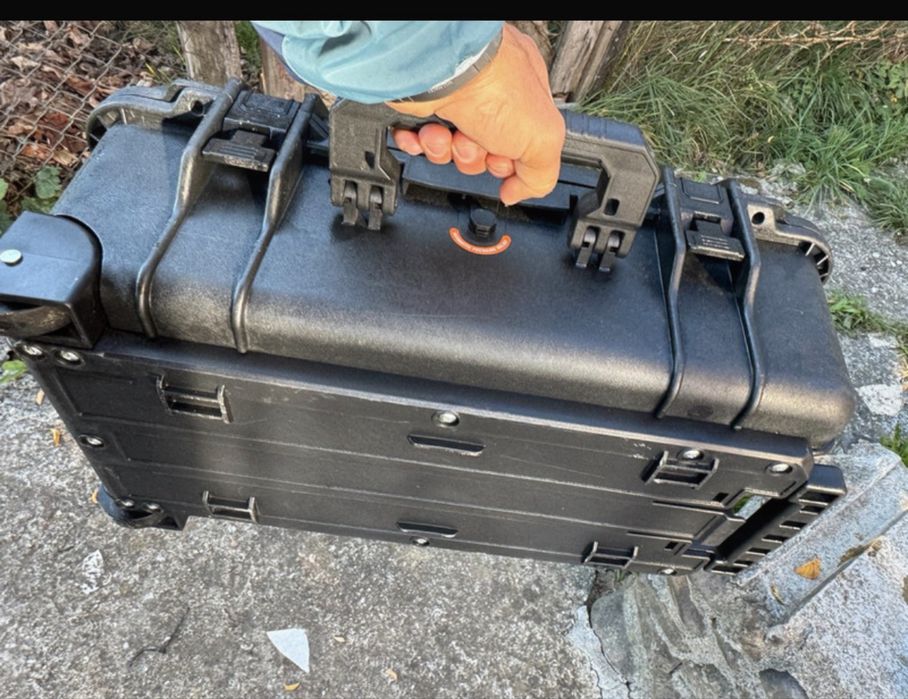 Lada hard case mare