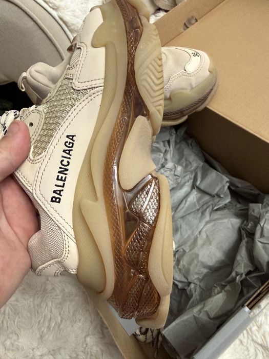 Balenciaga Triple S Bej
