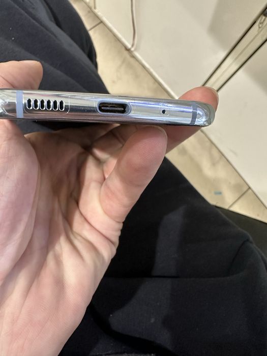 Продам samsung s20 128GB