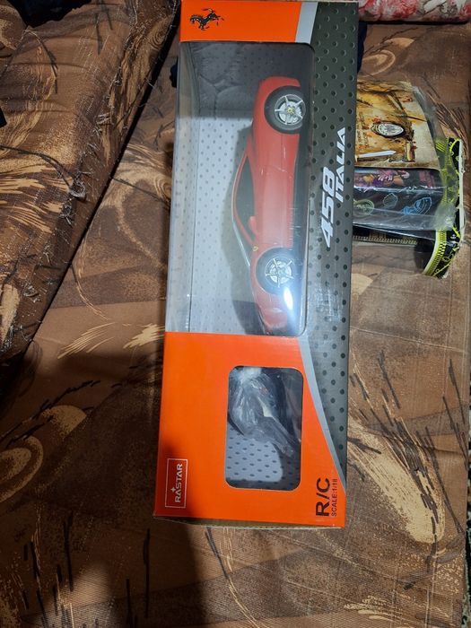 Кола с дистанционно Ferrari 458 Italia Rastar 1:18