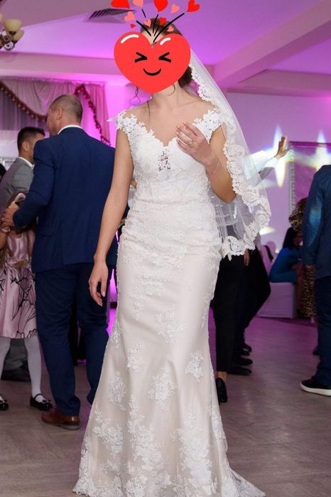 Rochie mireasa mărimea s-m.