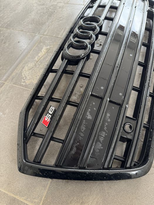 Оригинална Audi S6 Предна Решетка