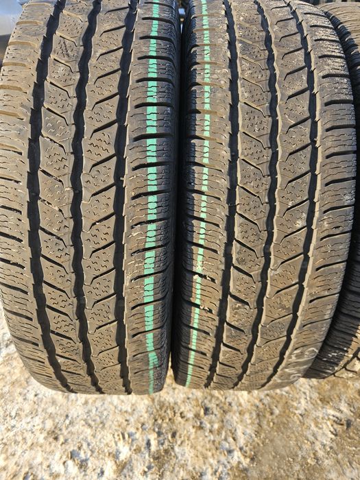 Vând anvelope m+s  205/75/16 C 205/75r16 C CONTINENTAL