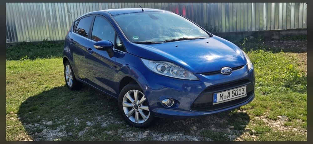 Ford fiesta  Echipare GHIA