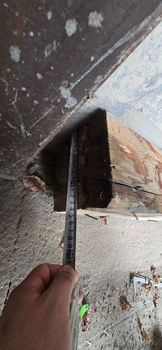 Taxta sotiladi 4.7  15x15 sm 1 dona