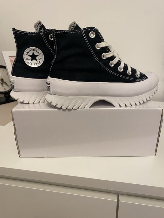 Tenisi converse all star noi. Marimea 36.5