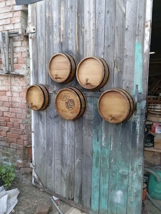 Деревянная бочка