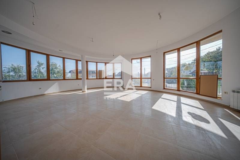 Дава се под наем Къща в София, Симеоново - 583 кв.м за 7880.01 € - Снимка #11